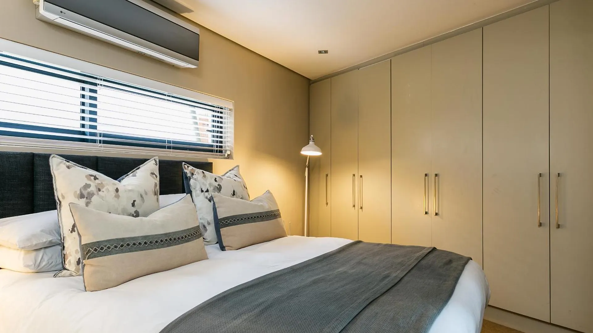 Lions Eye Luxury Apartments Cape Town